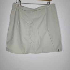 Royal Robbins skort
